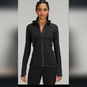 NWT sz 6 Lululemon Hooded Define Ruched Nulu Jacket Black